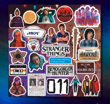 Стикеры очень странные дела 1088028_104746733 6x6 см