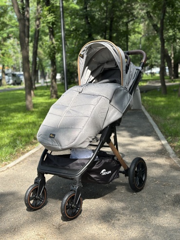 Коляска прогулочная AmiVi AV009, серый