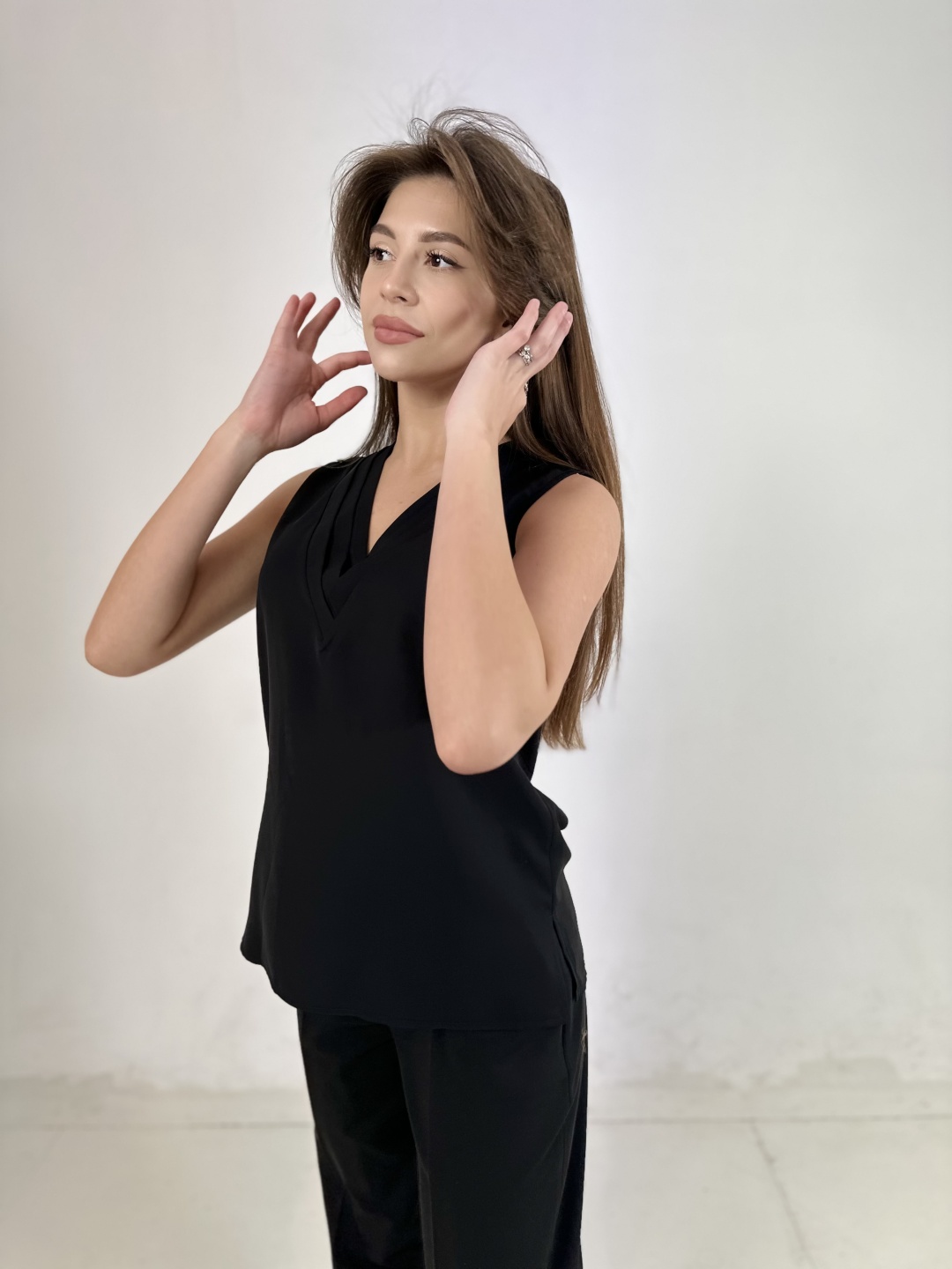Топ EQ MODA черный