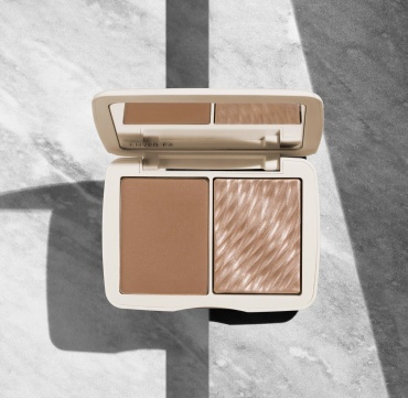 Cover FX MONOCHROMATIC DUO BRONZER MATTE + SHIMMER бронзер SUNKISSED BRONZE