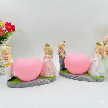 Статуэтка Статуэтка LOVE ARVEL с подсветкой