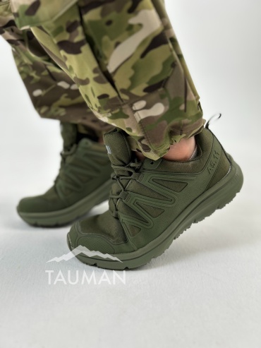 Треккинговые кроссовки TAUMAN хаки
