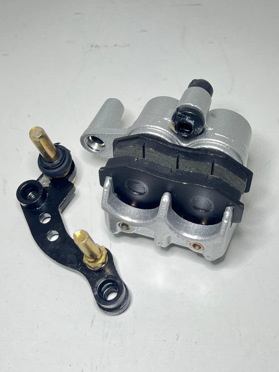 Almotor суппорт 35449