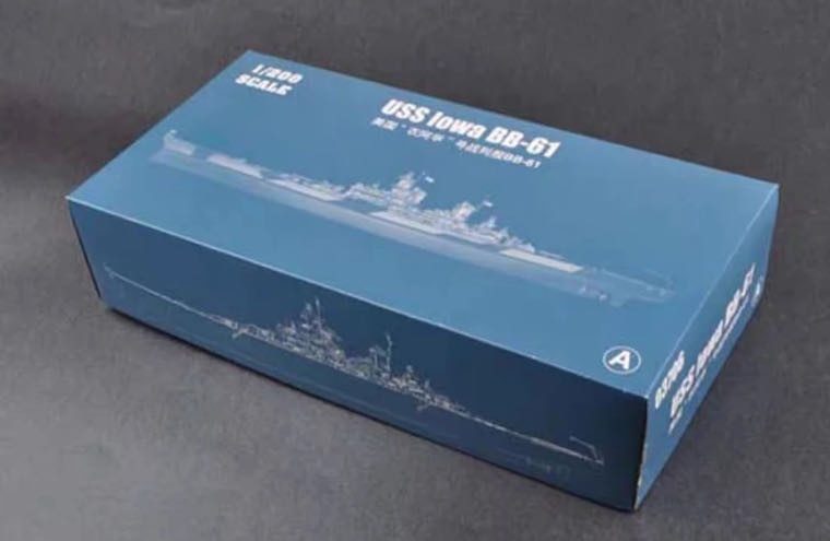 Модель Американский линкор USS Iowa BB-61