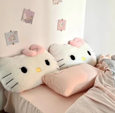 Hello Kitty подушка декоративная 68x40 см, Hello Kitty