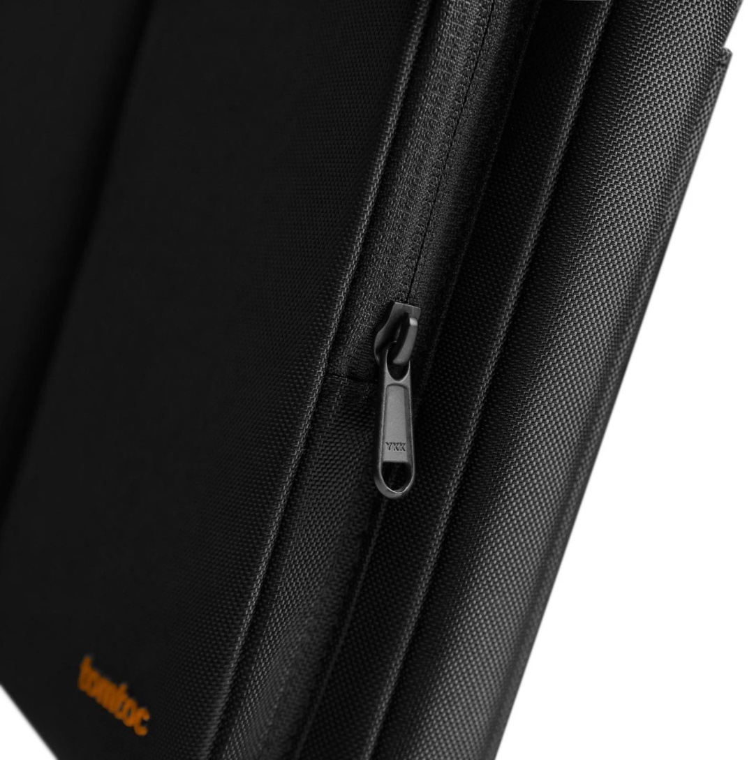 Сумка Tomtoc Defender-A42 до 16.2" черный