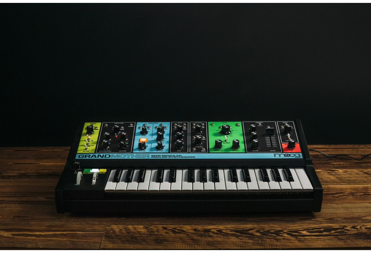 Moog Grandmother