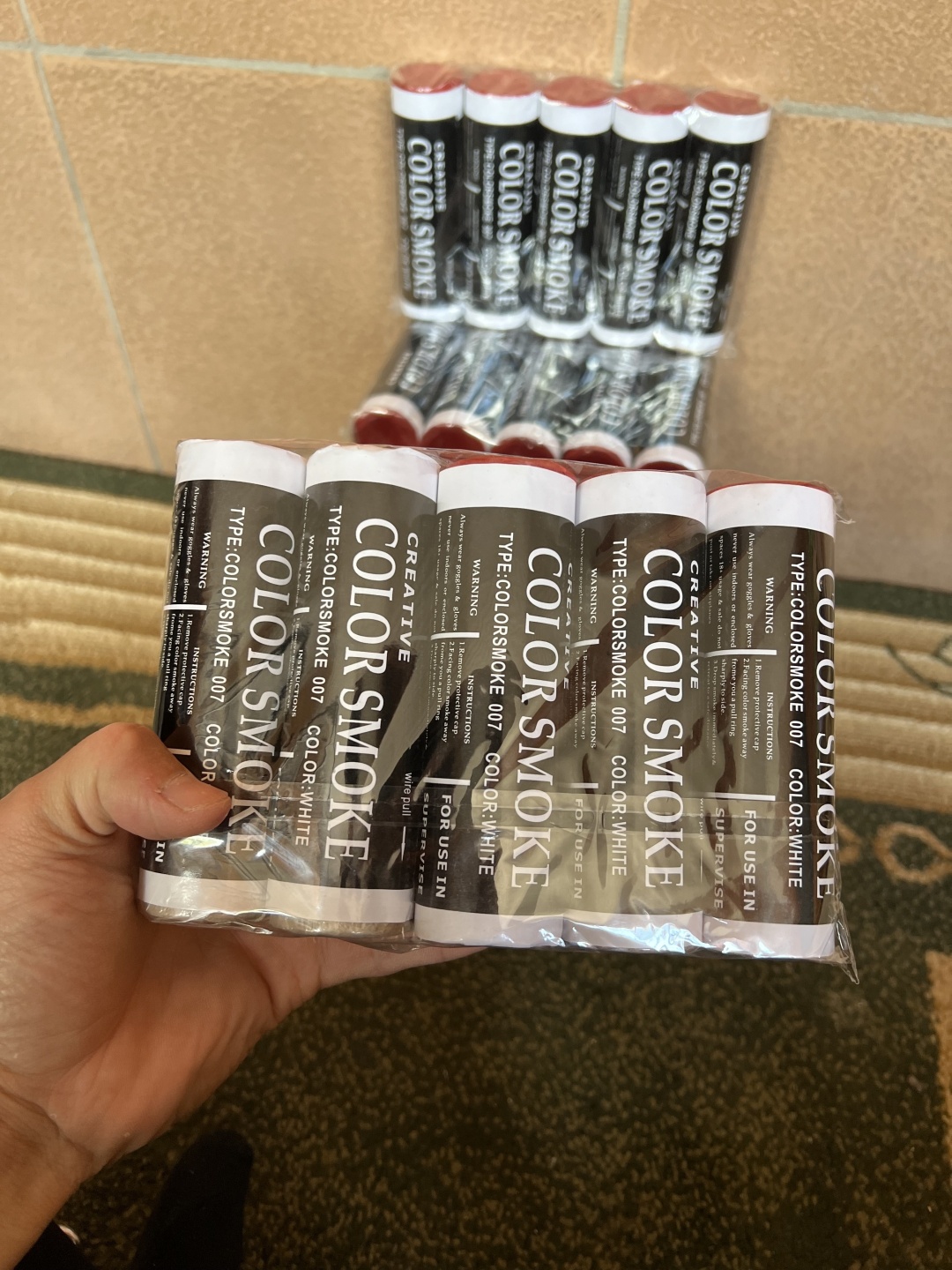 Color Smoke белый 40 с 1 шт