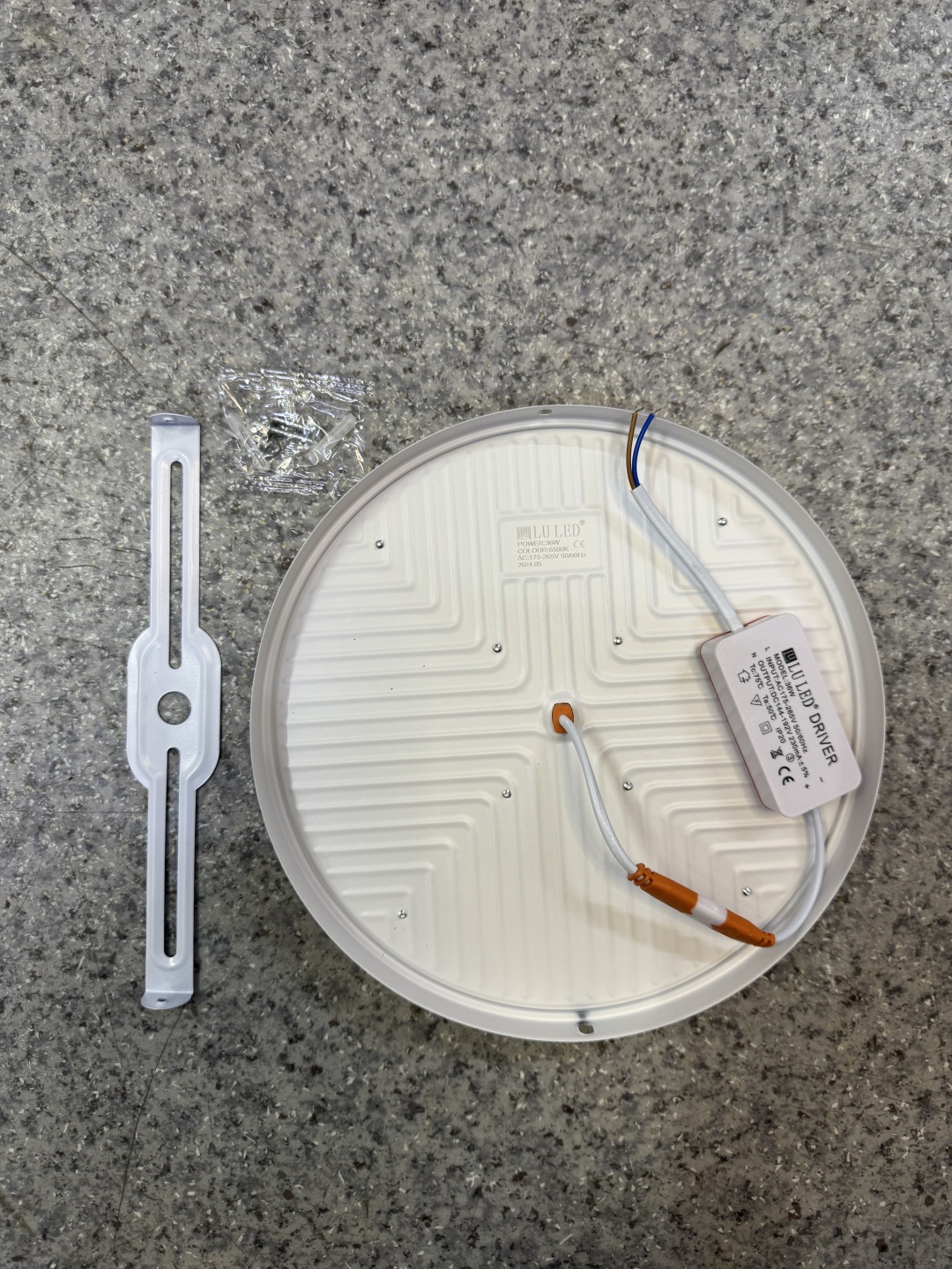 Светильник настенно-потолочный LU LED LED 36 Вт белый