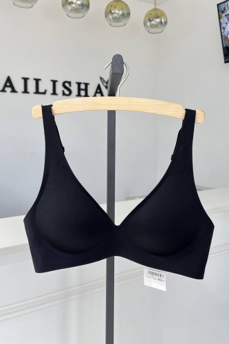 Бюстгальтер мягкая чашка AILISHA черный