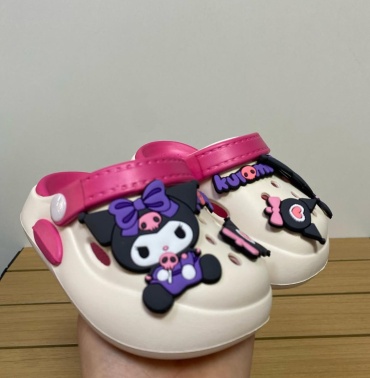 Сабо Kuromi бежевый, фуксия