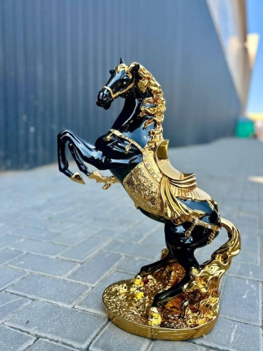 Сувенирные игрушки Сувенирная фигура Лошадь