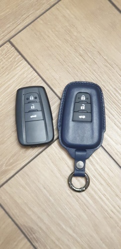 HandMade чехол Toyota Camry, RAV4 , Highlander синий