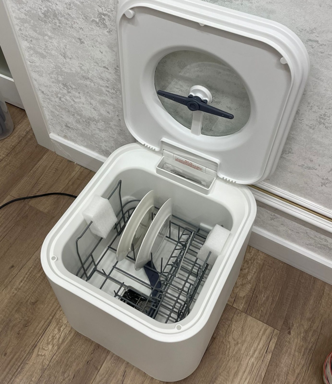 LeBot 08B белый