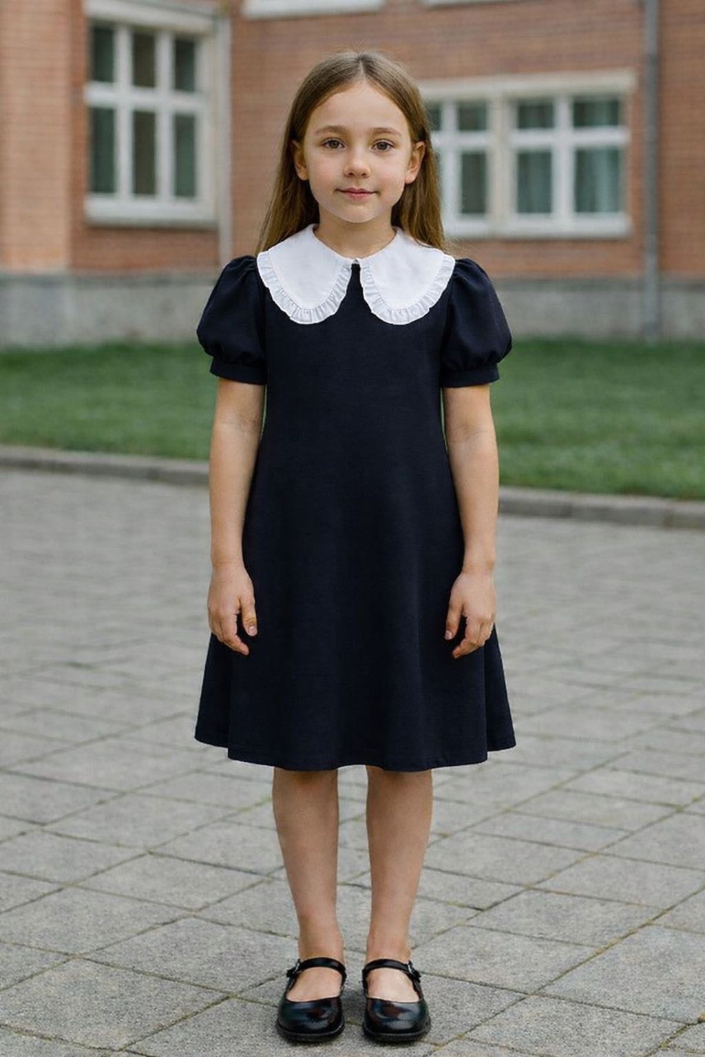 белый, темно-синий