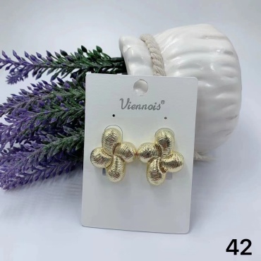 Серьги Viennois медицинское золото, без вставок