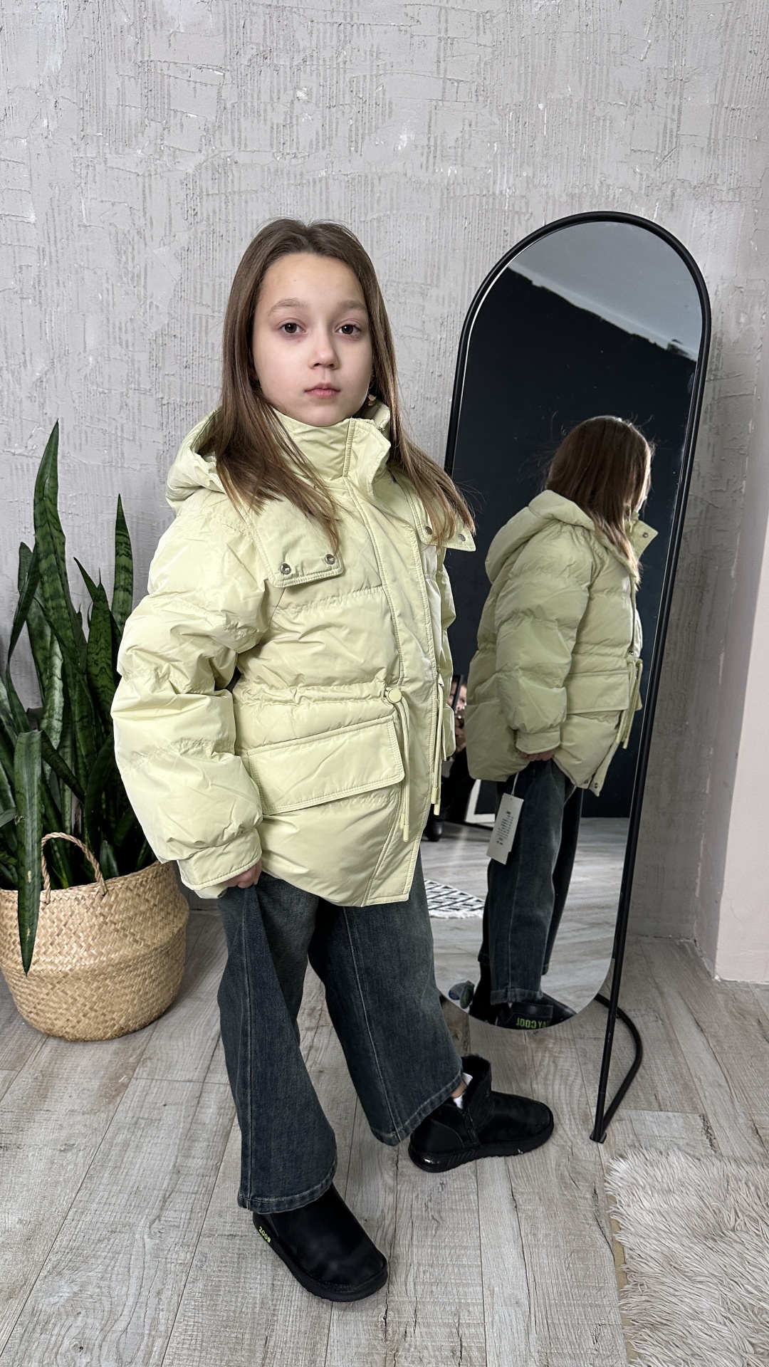 Пуховик зеленый