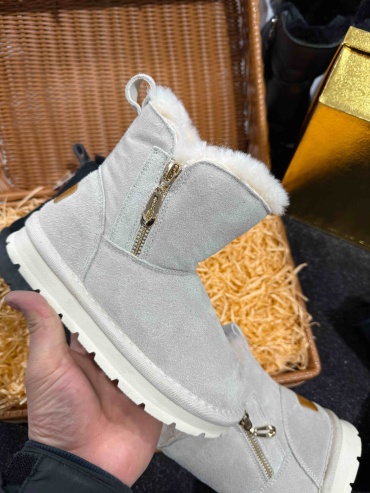 Угги белый